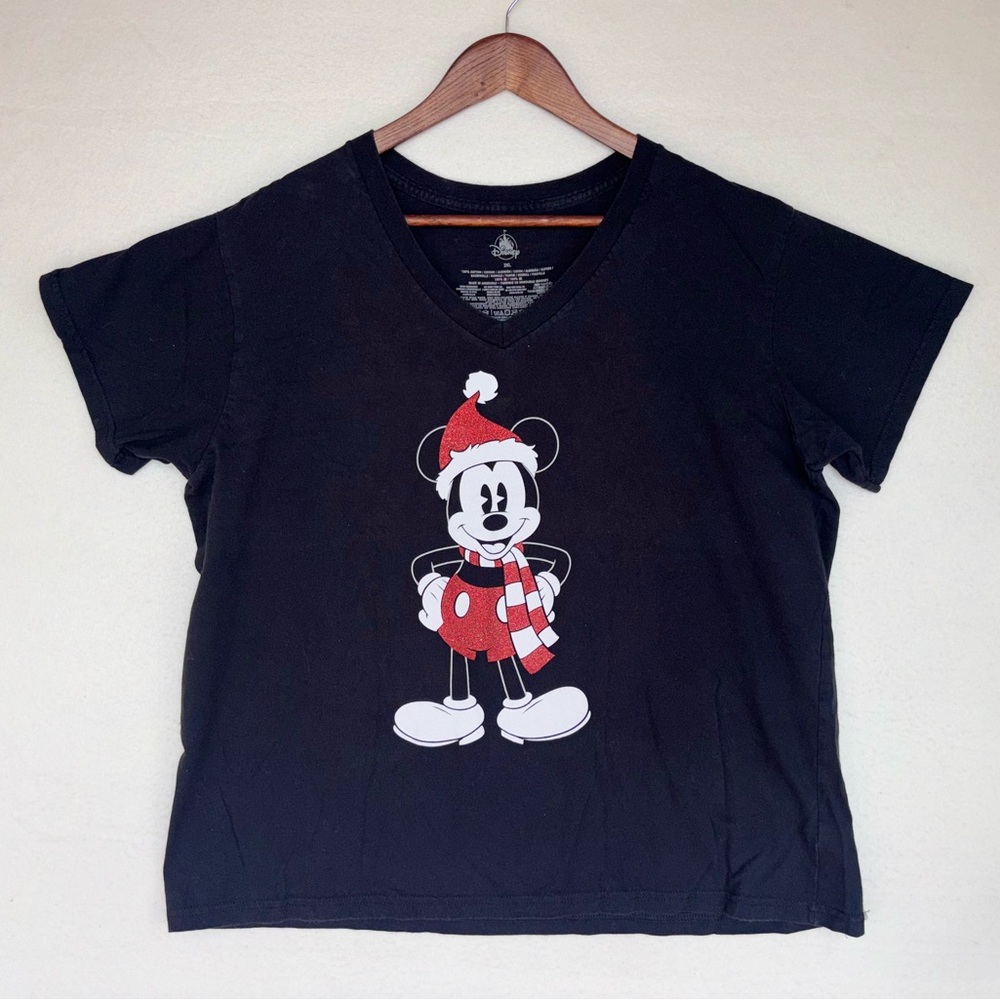 DISNEY Christmas Mickey Mouse Red Sparkle Santa Hat‎ Women's Black Shirt Top 2X